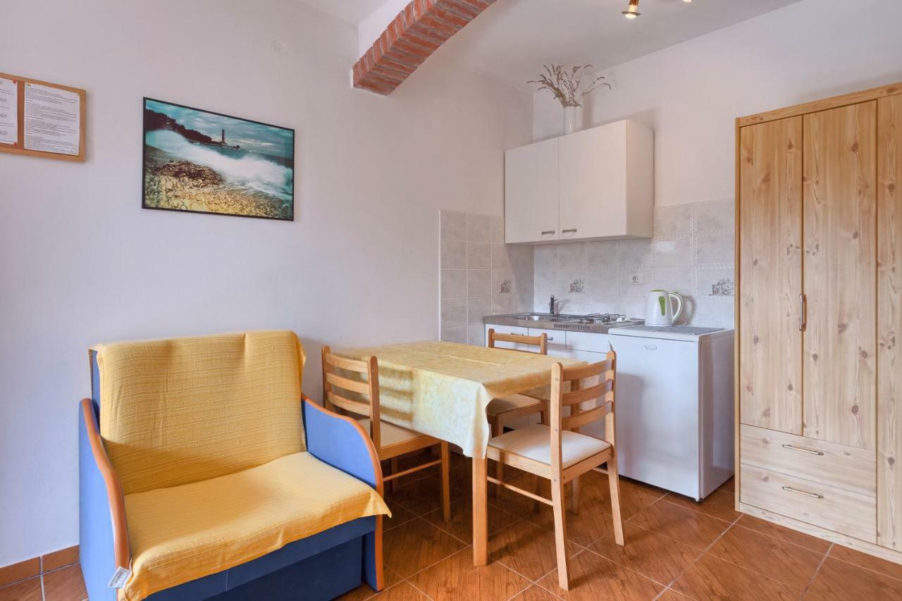 Vila Milla Premantura Exteriér fotografie