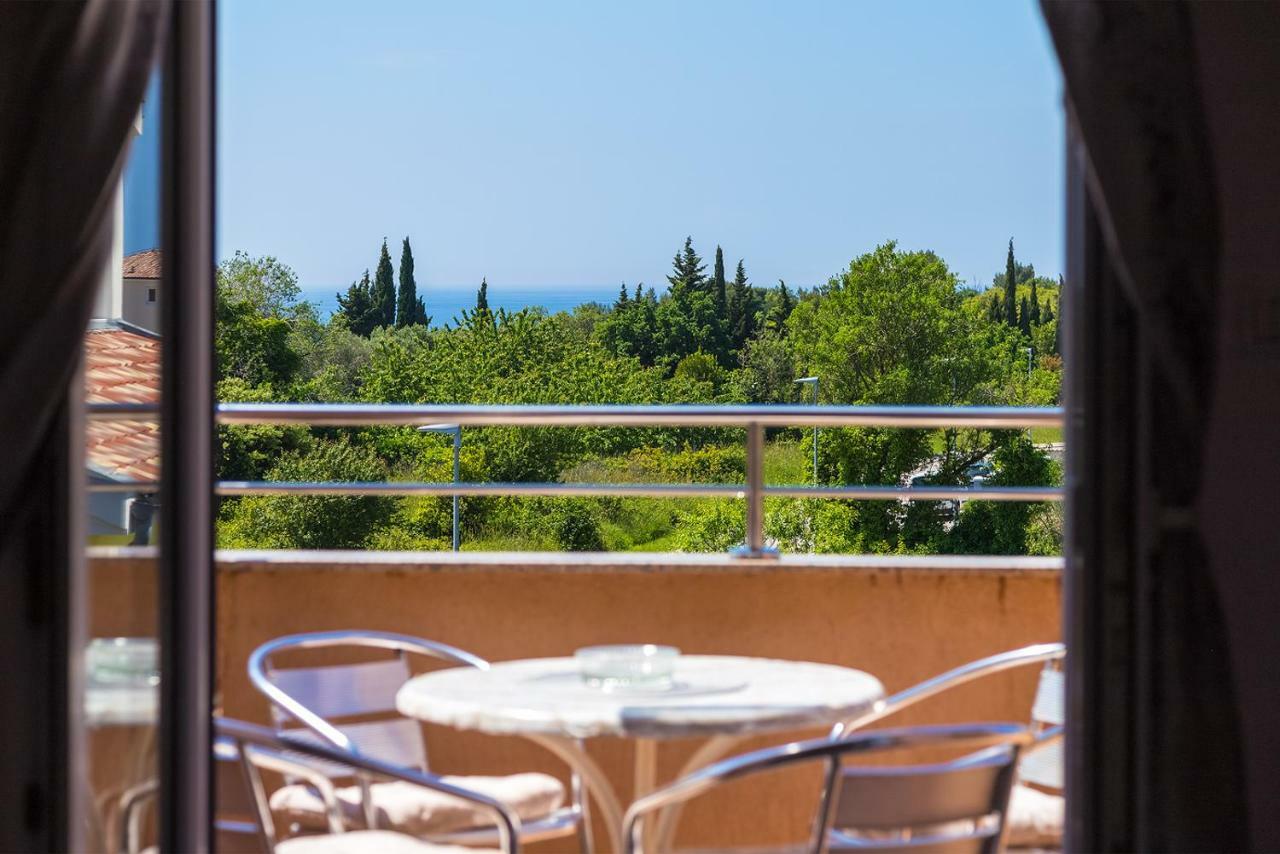 Vila Milla Premantura Exteriér fotografie